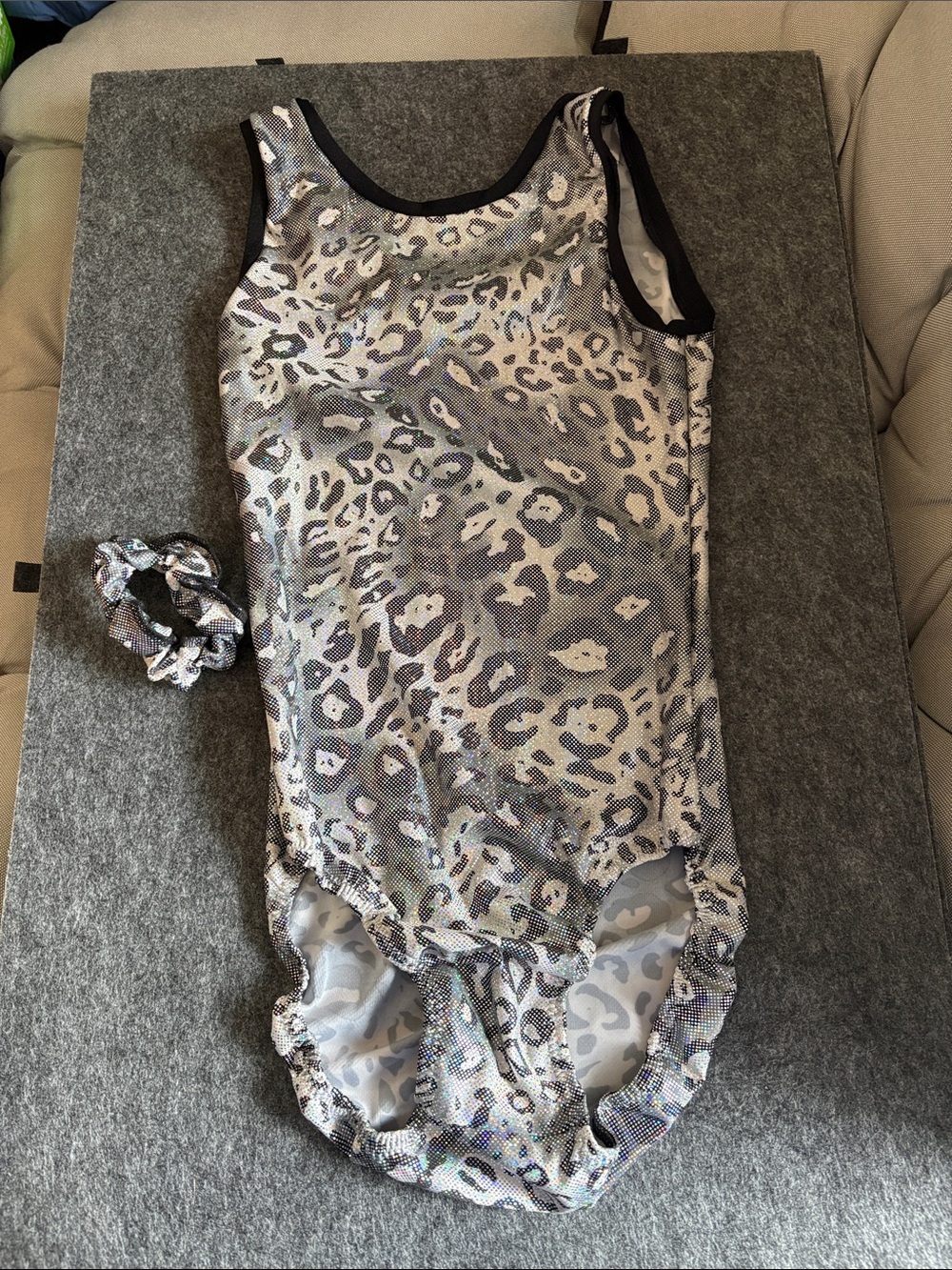 Shimmer Leopard Print Girls Gymnastics Leotard Bodysuit - Silver/Gray